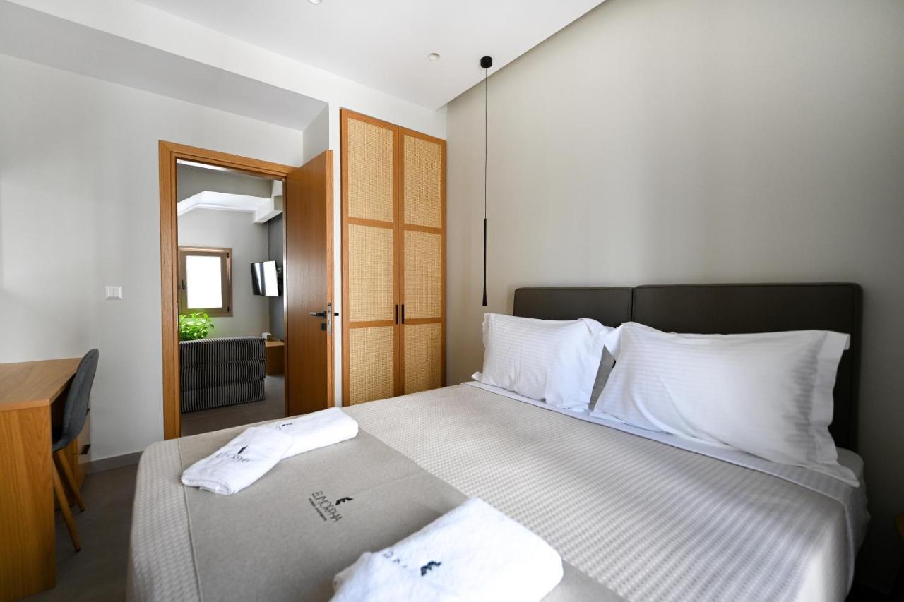 Aparthotel Eumorphia & Skiathos Town